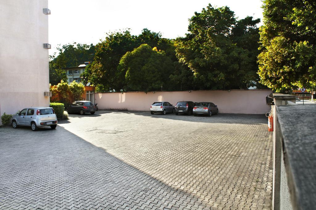Hotel Dom Henrique Timoteo ภายนอก รูปภาพ