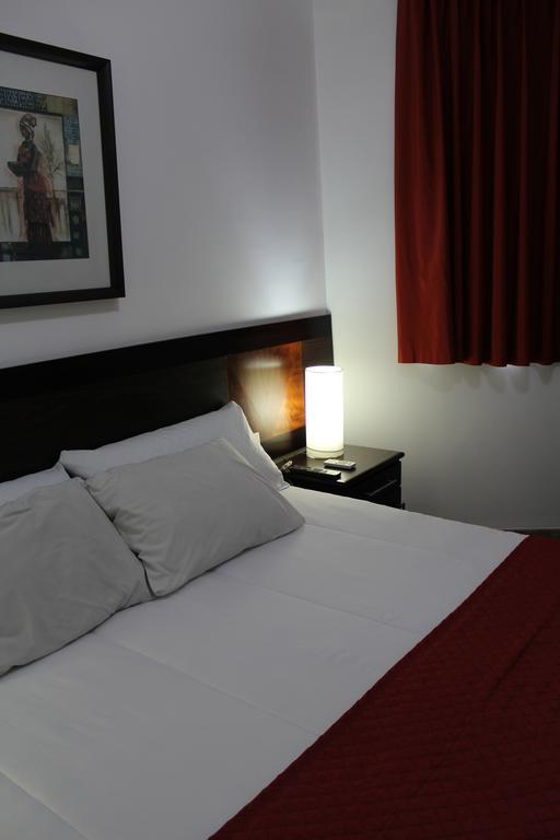 Hotel Dom Henrique Timoteo ภายนอก รูปภาพ
