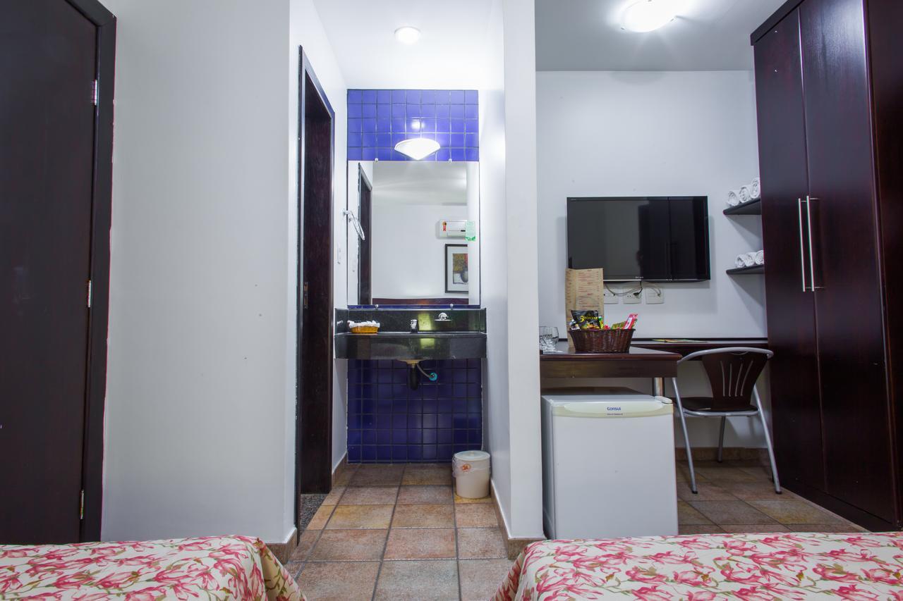 Hotel Dom Henrique Timoteo ภายนอก รูปภาพ