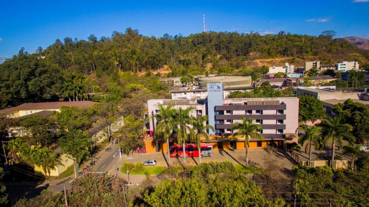 Hotel Dom Henrique Timoteo ภายนอก รูปภาพ
